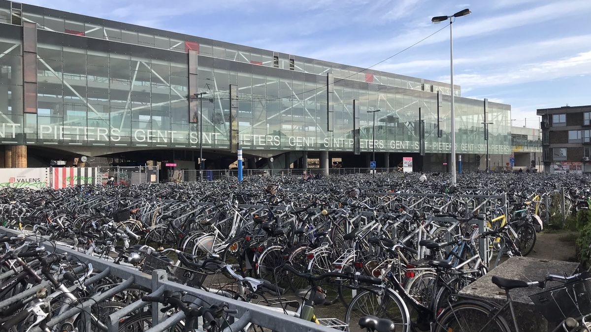 Belgický Gent ukázal, jak vytvořit město přátelské cyklistům za pouhou dekádu