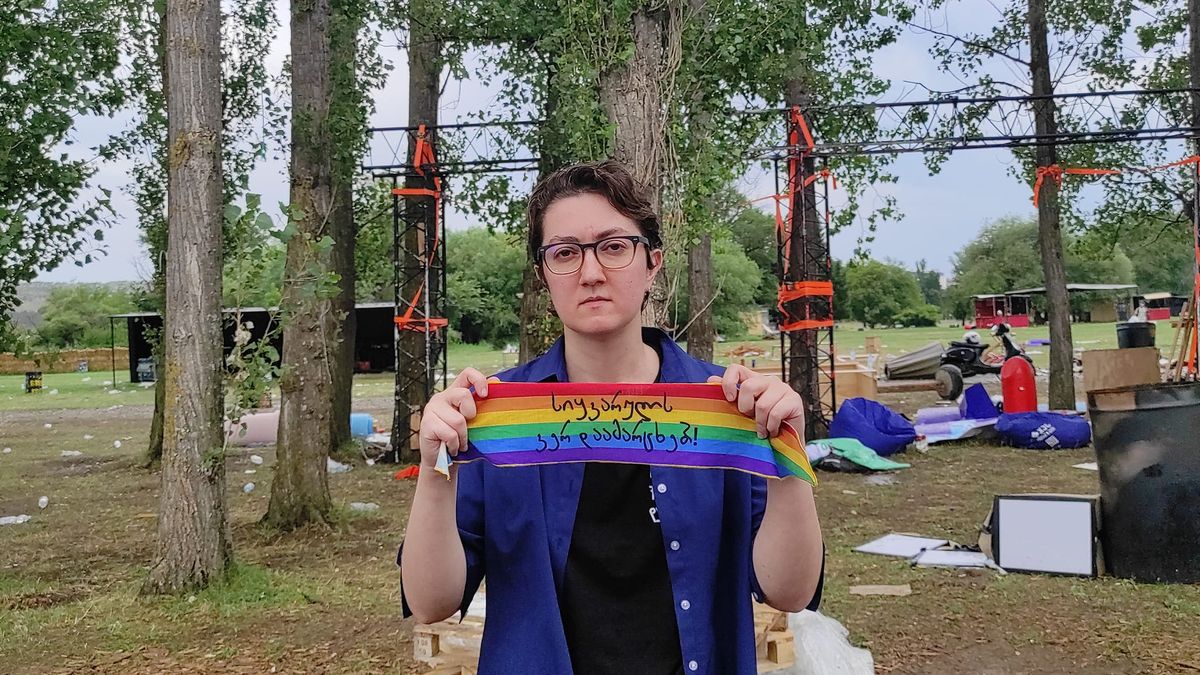 Katolický kněz Romuald Štěpán Rob schvaluje násilné útoky proruských extrémistů