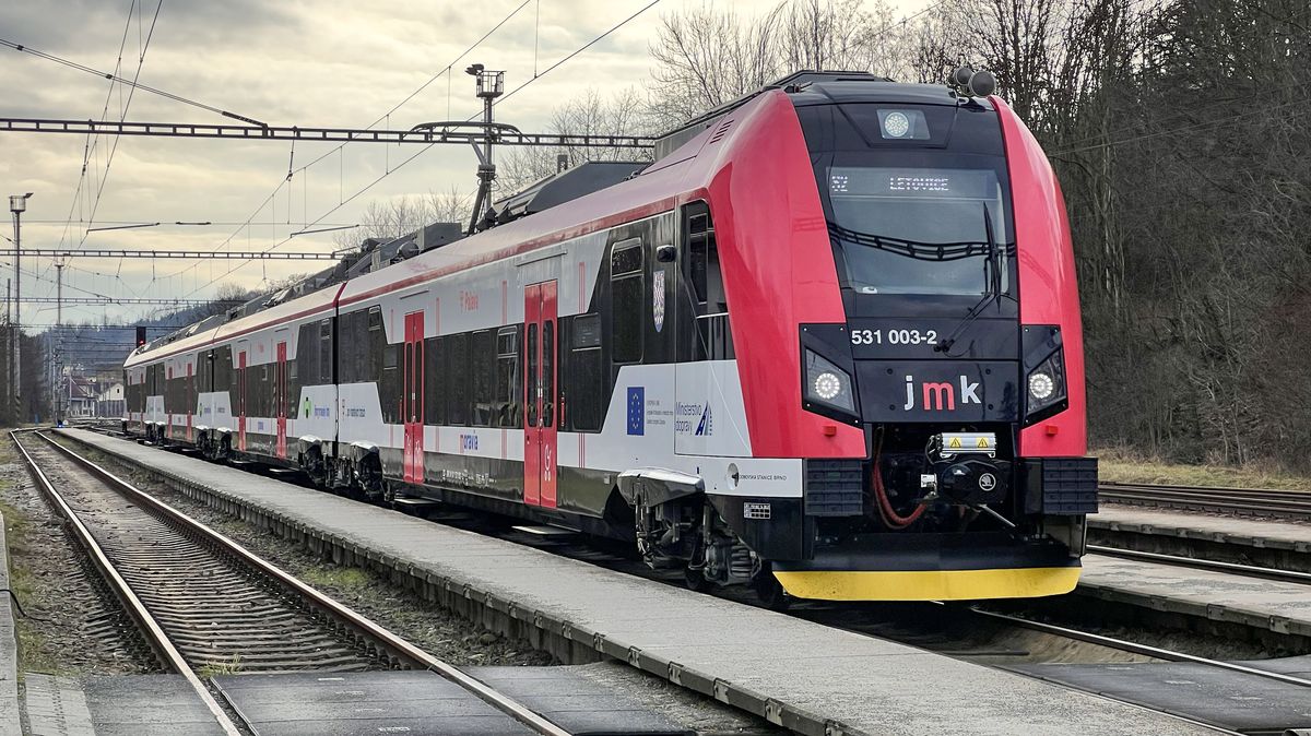 Populární instagramový hejtman Grolich se chystá skrytě zdražit cestování vlakem